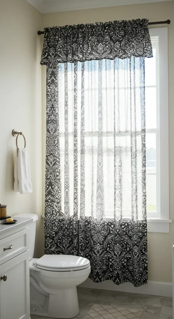 11 Bathroom Curtain Ideas 5 4. Valance Curtains