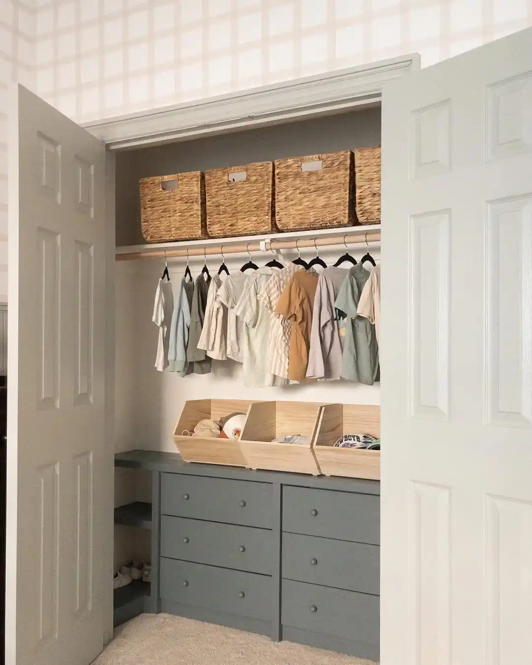 13 Bedroom Closet Organization Ideas When You Have No Walk-In 4 Closet door storage ideas