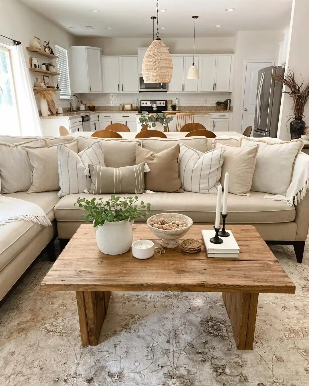 10 DIY Minimalist Living Room Decor Ideas You Can Make for Under $30 3 DIY floating coffee table