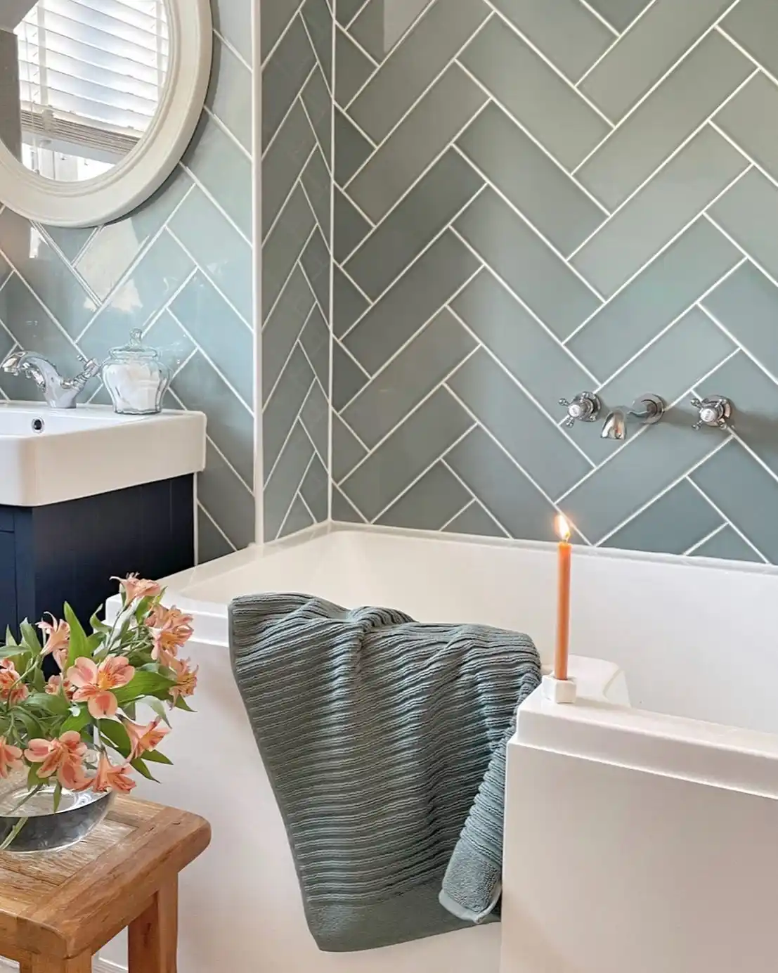Elegant Holiday Bath