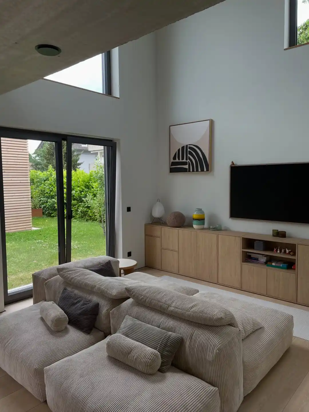 12 Minimalist Living Room Ideas for Families With Kids 8 Japandi Family Home