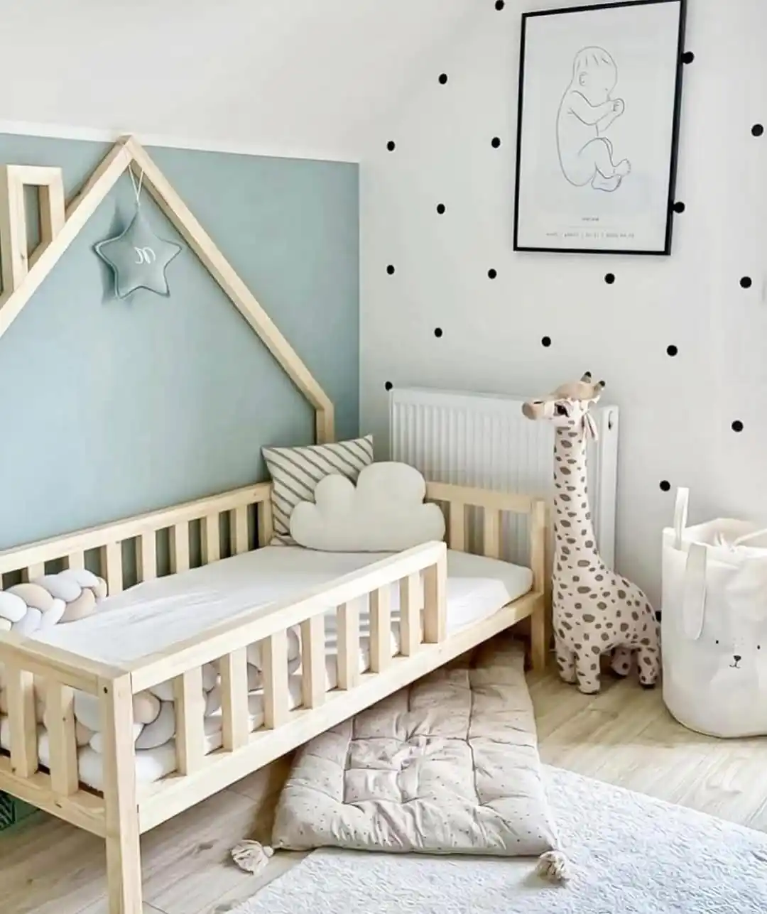 12 Minimalist Living Room Ideas for Families With Kids 6 Minimal Kids Decor
