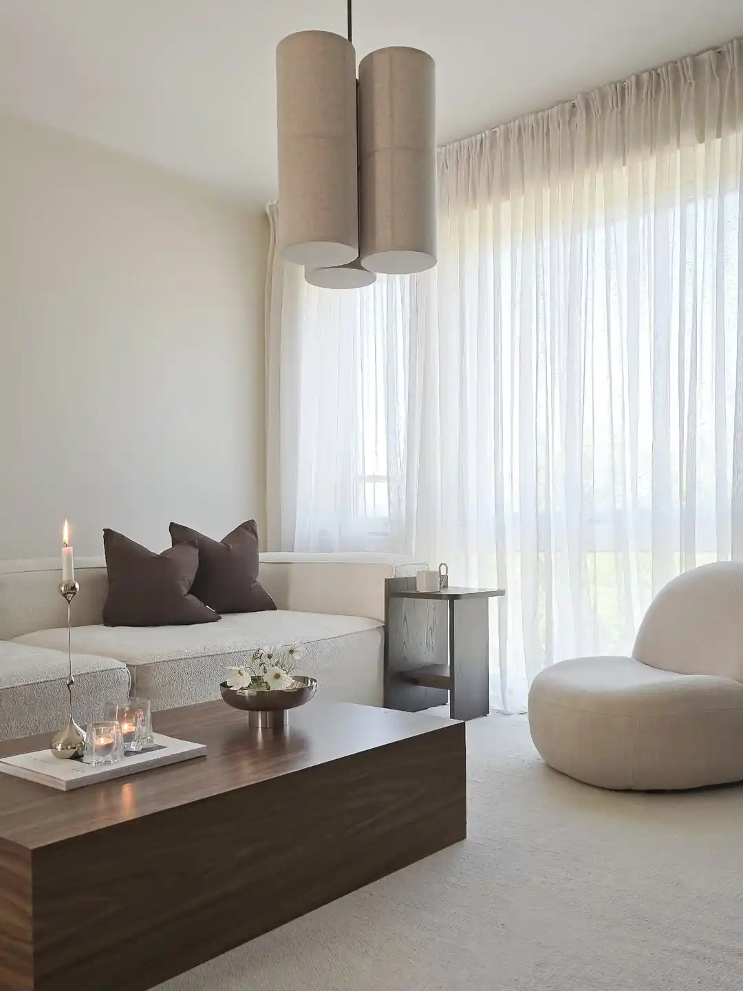10 DIY Minimalist Living Room Decor Ideas You Can Make for Under $30 4 Scandi minimalist living room