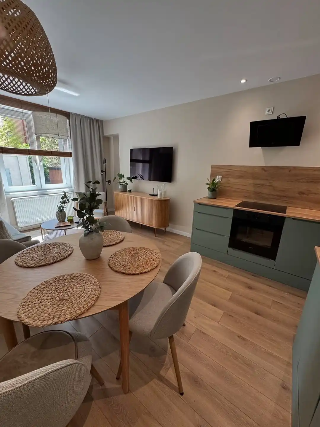 9 Minimalist Living Room Ideas for Small Apartments That Feel Twice as Big 3 Small Space Minimalist