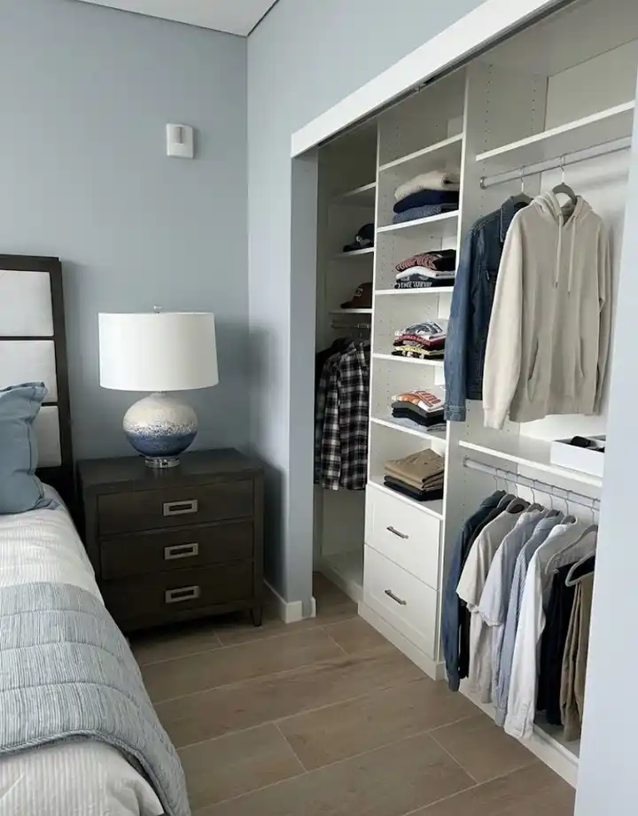 13 Bedroom Closet Organization Ideas When You Have No Walk-In 3 Small closet organization