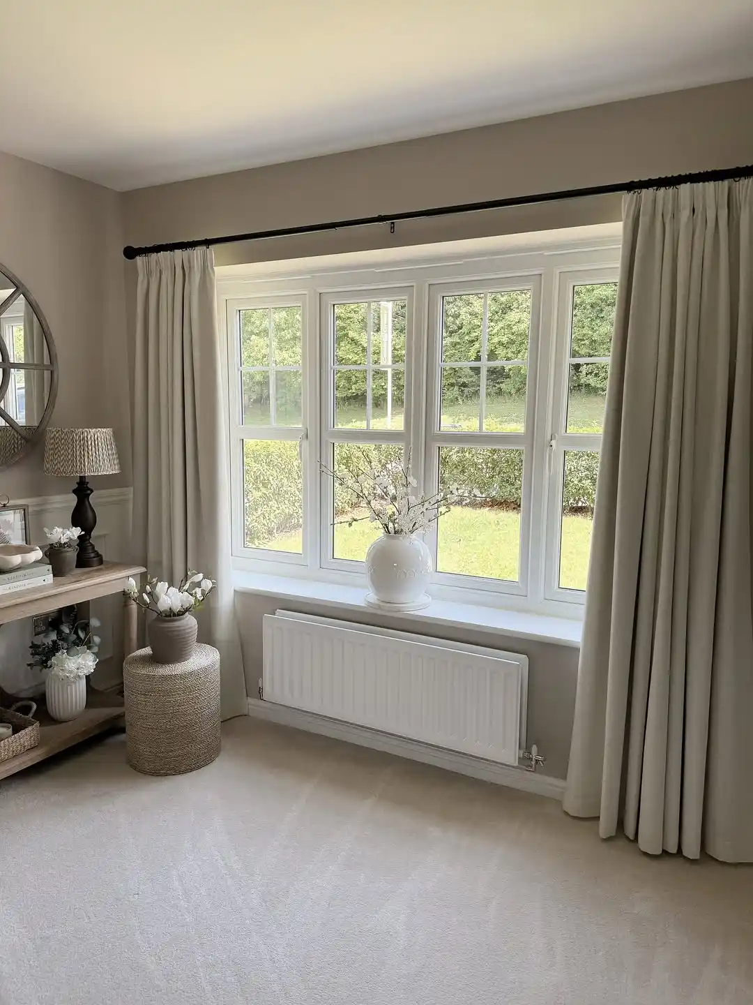 15 Curtain Ideas for Small Living Rooms That Add Height and Light 5 burlap curtains living room