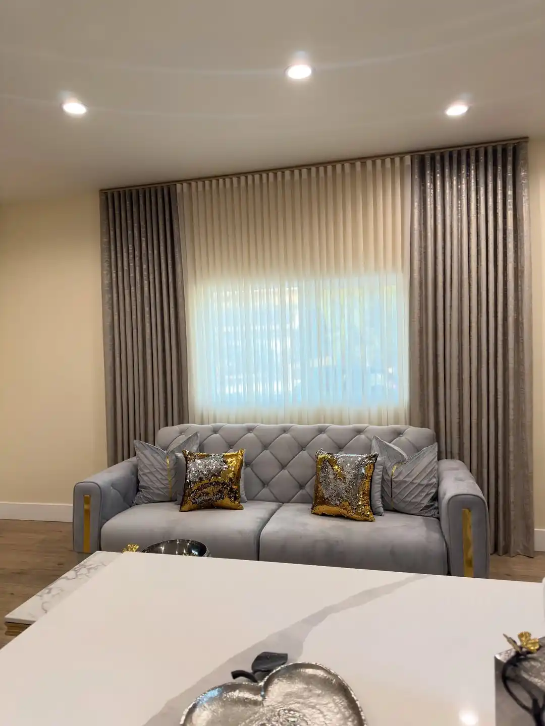 15 Curtain Ideas for Small Living Rooms That Add Height and Light 11 diamond pattern curtains