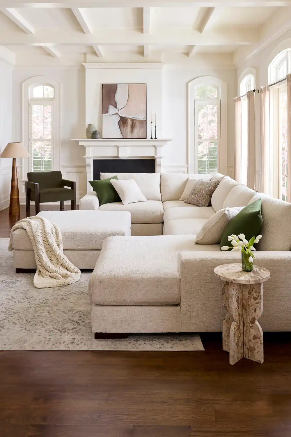 8 Minimalist Living Room Ideas for Empty Nesters Ready to Finally Reclaim Their Space 6 quiet living room
